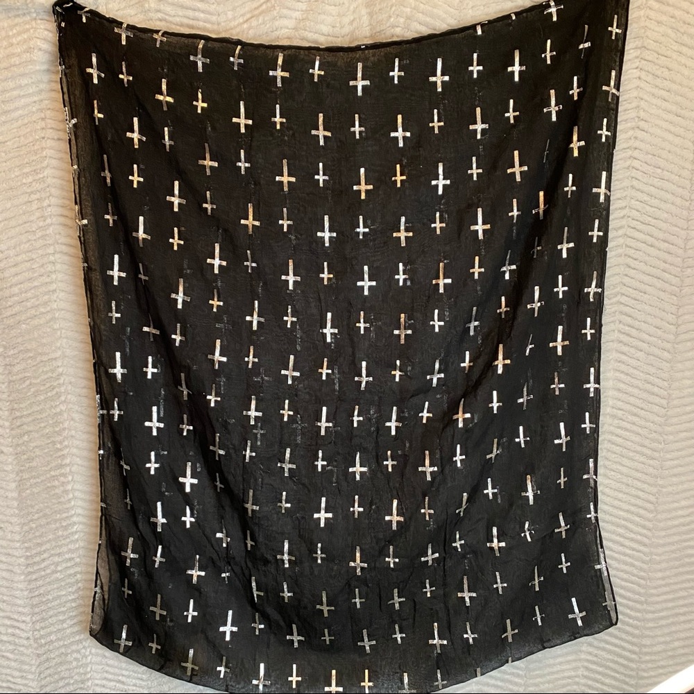 Cross Infinity Scarf - Picture 4 of 6